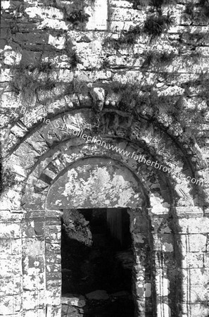 KILMALKEDAR DETAIL OF ARCH OF W.DOOR